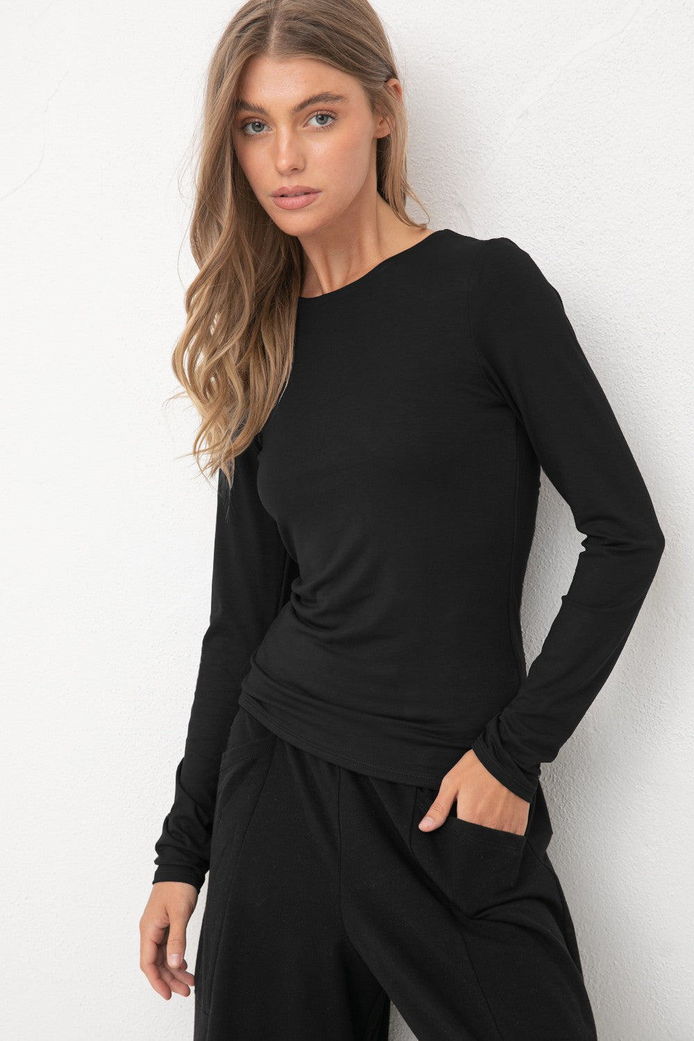 DOUBLED LAYERED ROUND NECK FITTED LONG SLEEVE TOP