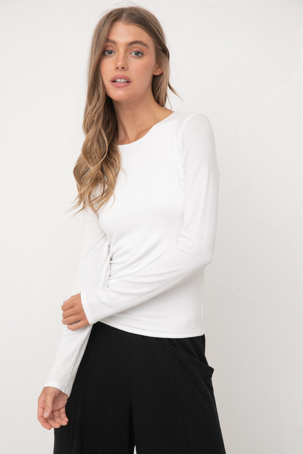 DOUBLED LAYERED ROUND NECK FITTED LONG SLEEVE TOP