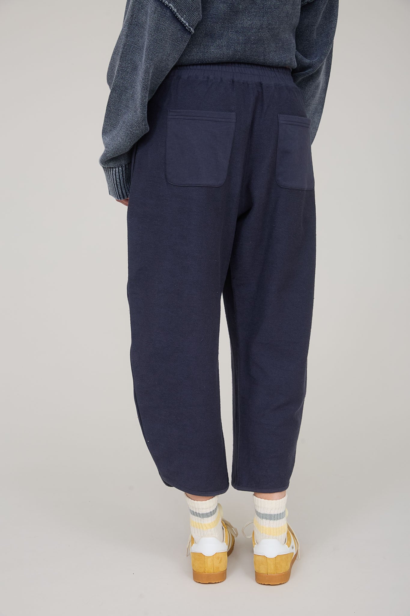 POCKET DETAIL KNIT PANTS