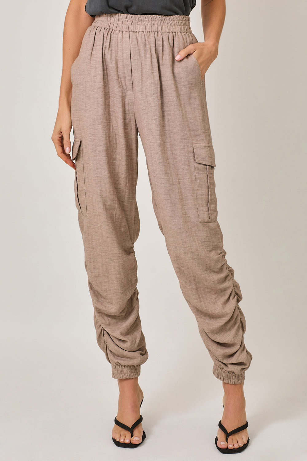 PULL ON SIDE SHIRRING DETAIL JOGGER PANTS