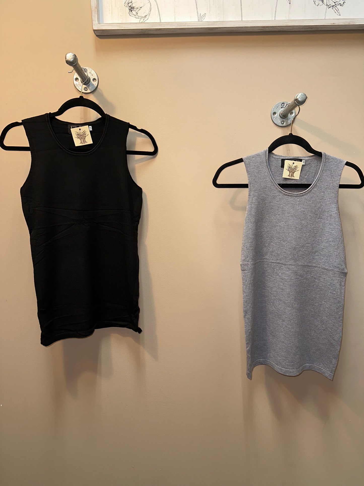 SWEATER TANK