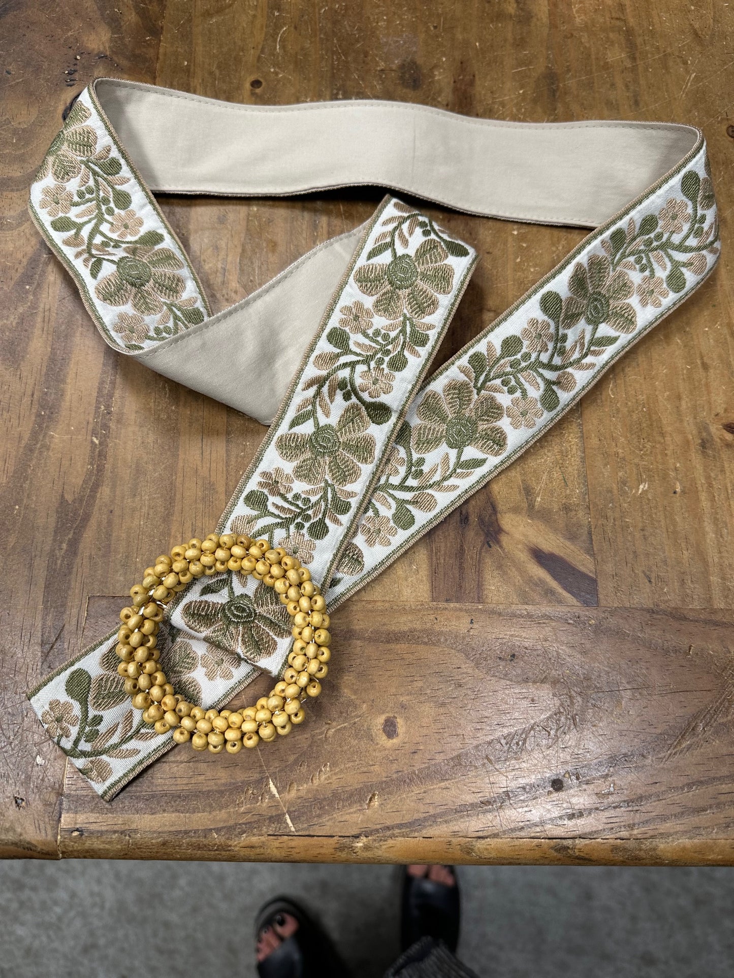 BELT FLORAL BEADED BUCKLE
