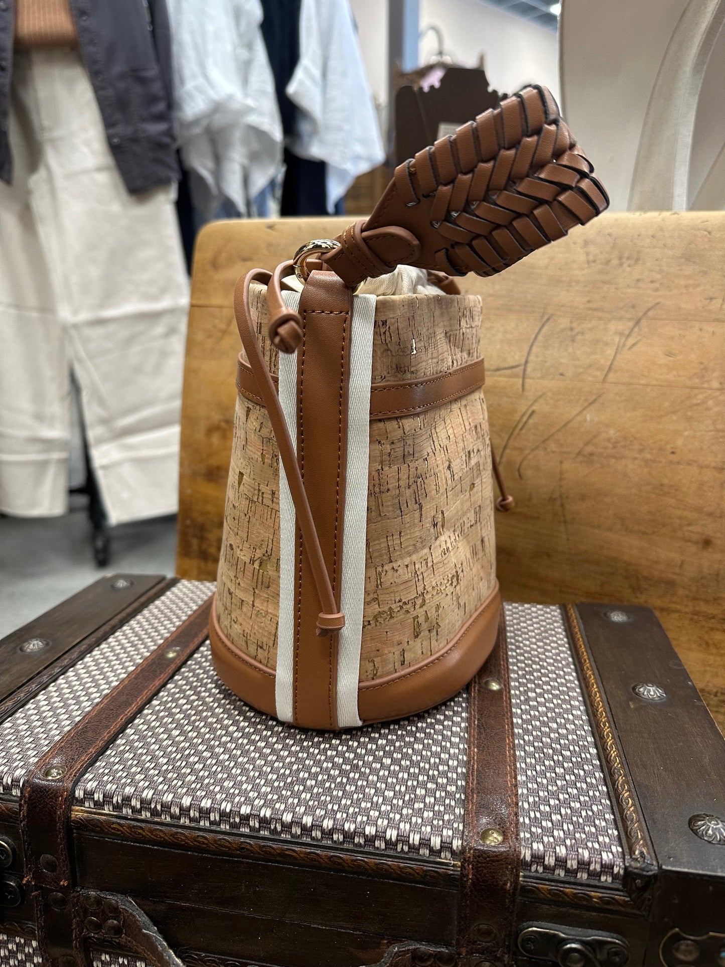 BUCKET CORK BAG
