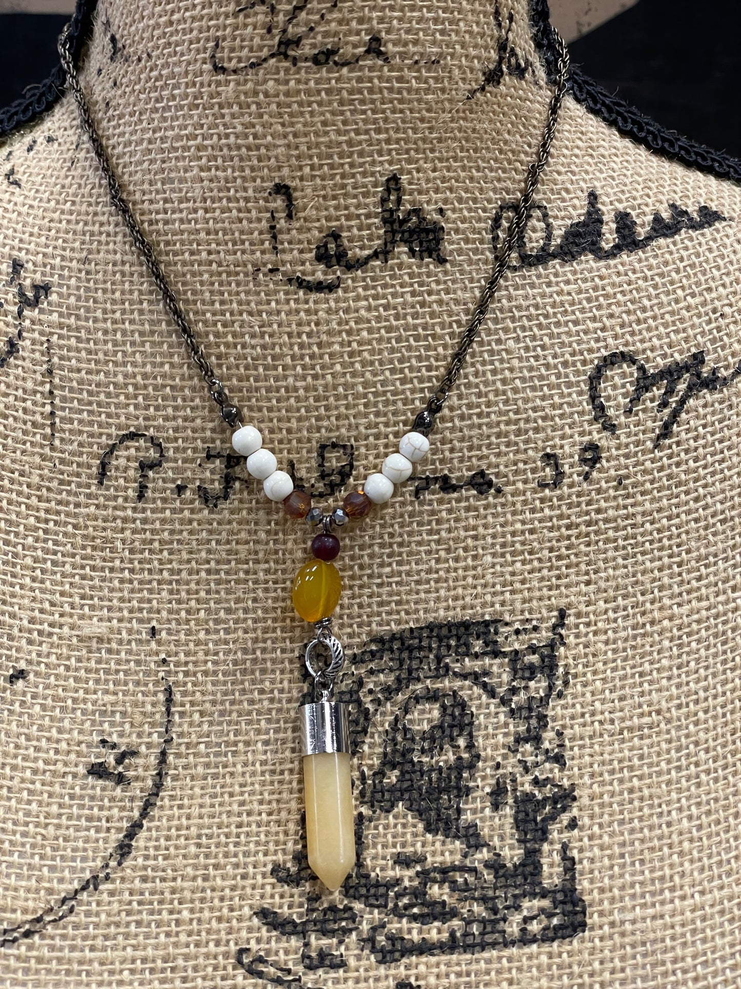 SHORT SIMPLE Y ON CHAIN NECKLACE W/POINT
