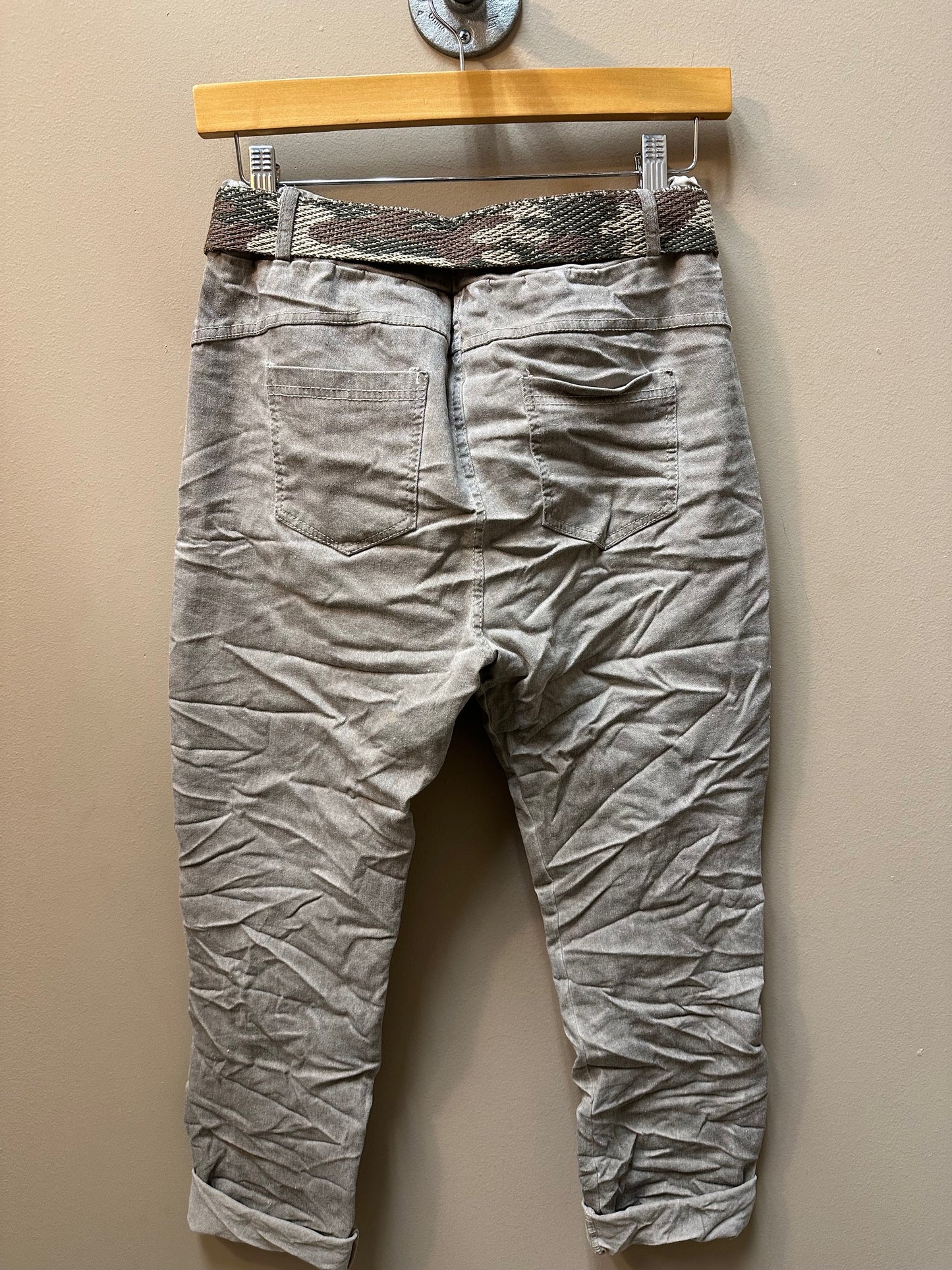 PULL ON CRINKLE PANT W/ BELT