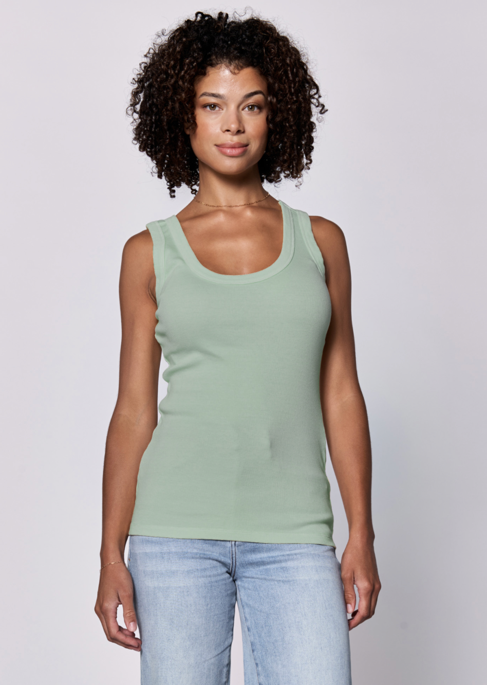 DEEP NECK FITTED TANK TOP
