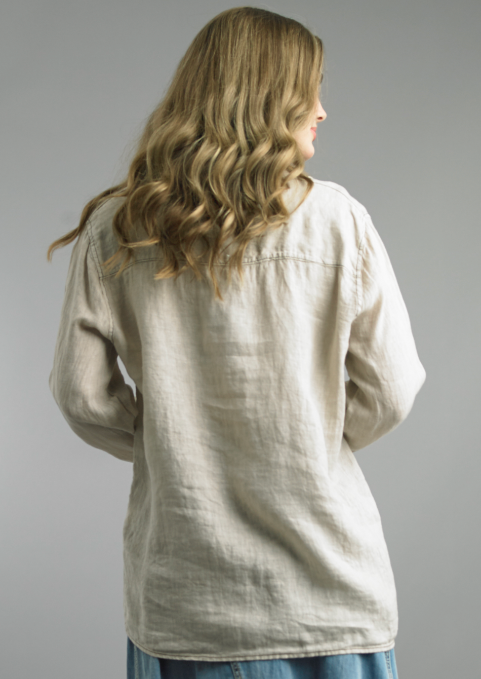 BUTTON DOWN STITCH TRIM SHIRT