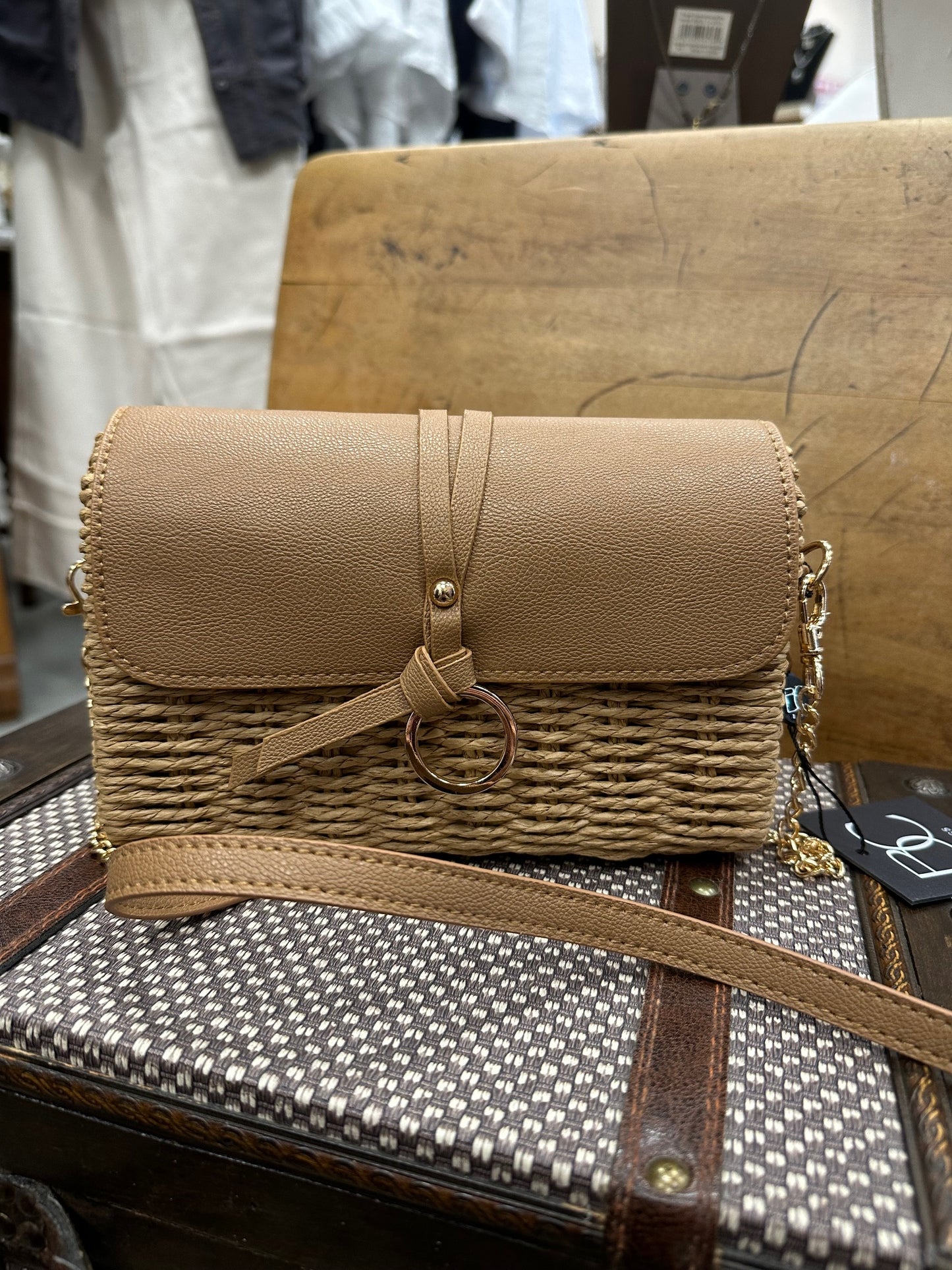 WOVEN CROSSBODY BAG