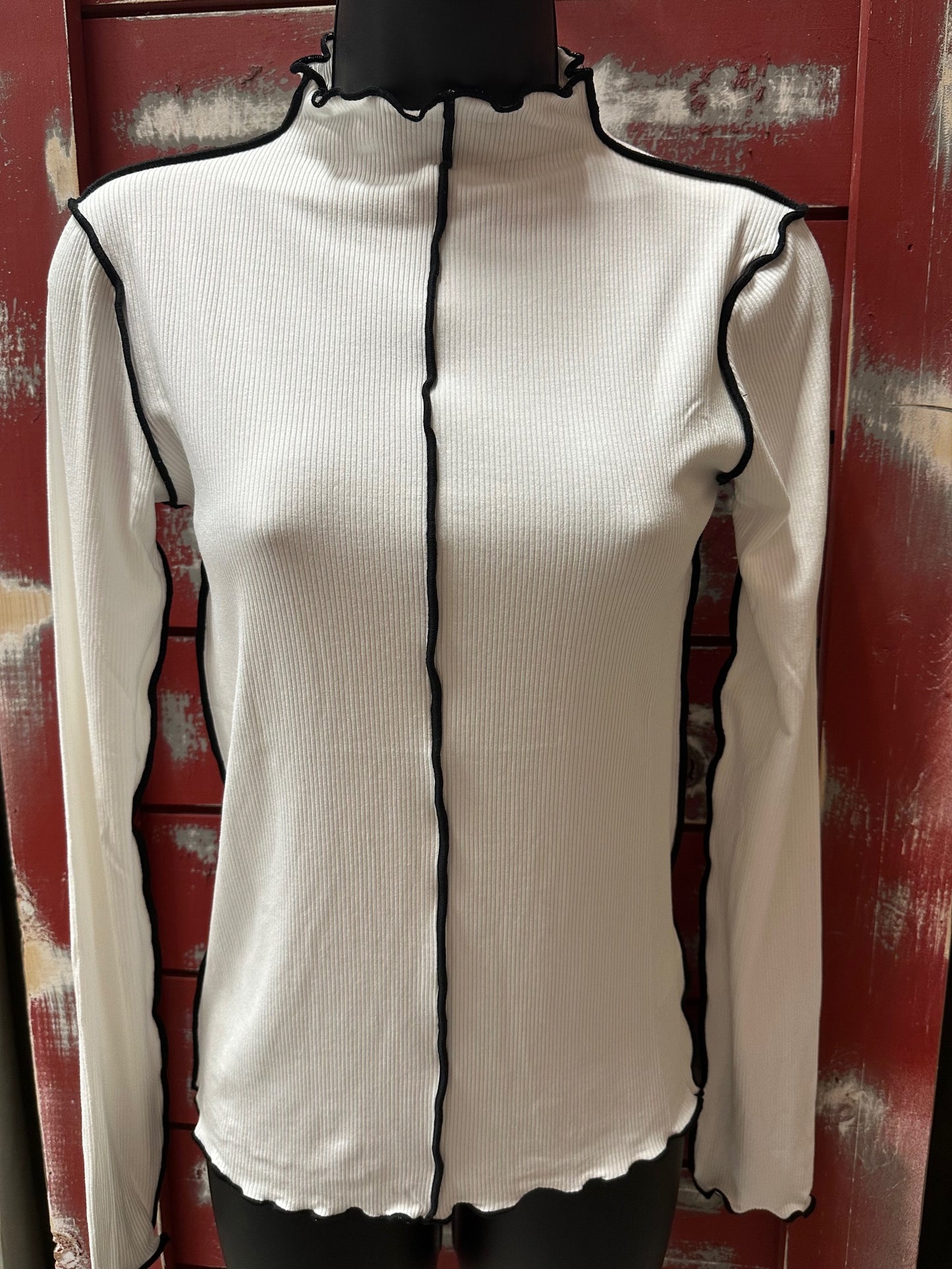 CABBAGE HEM MOCK NECK LONG SLEEVE TOP