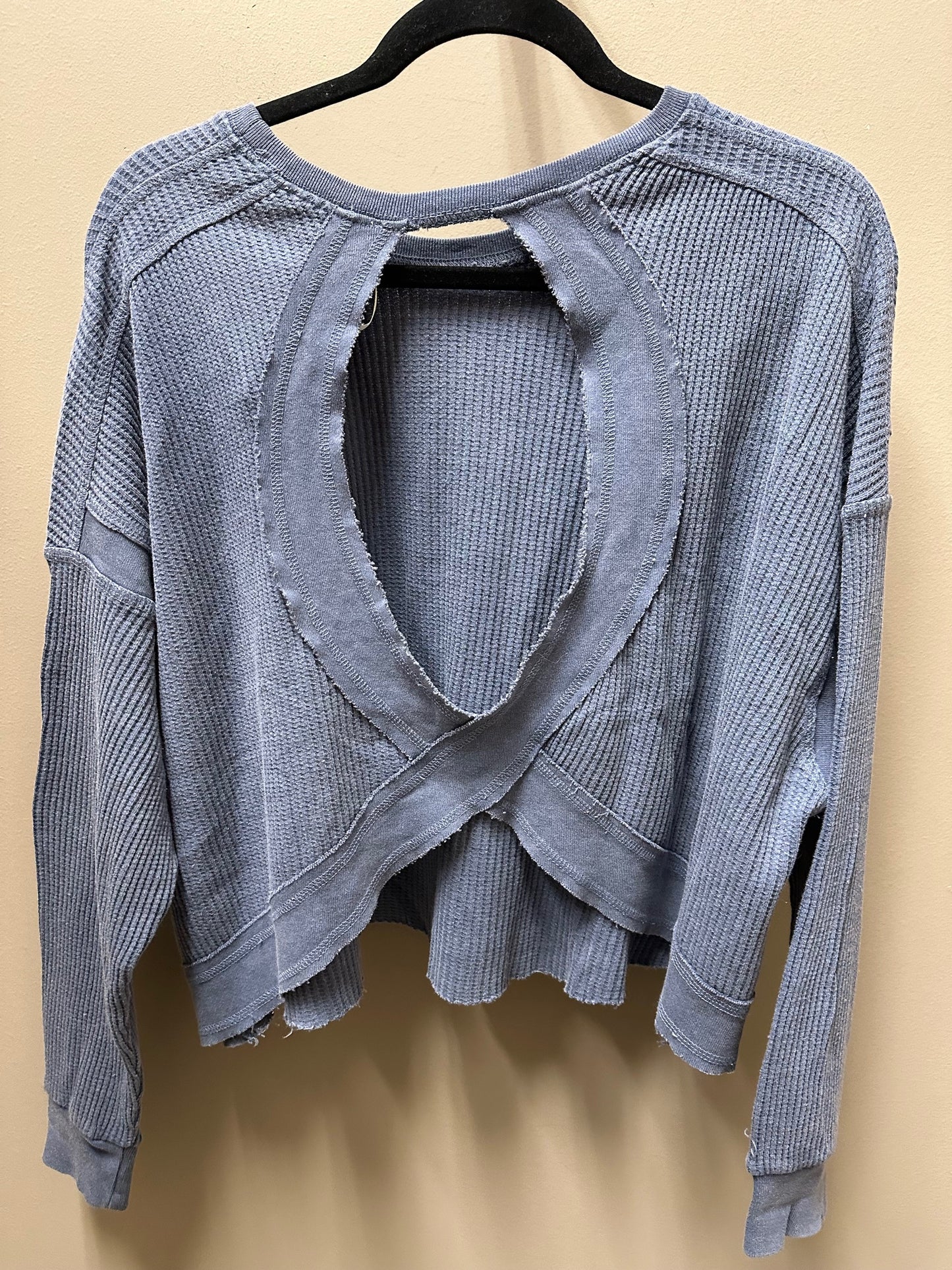 LONG SLEEVE WAFFLE KNIT TOP WITH CROSS OPEN BACK