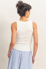 SCOOP NECK TANK TOP