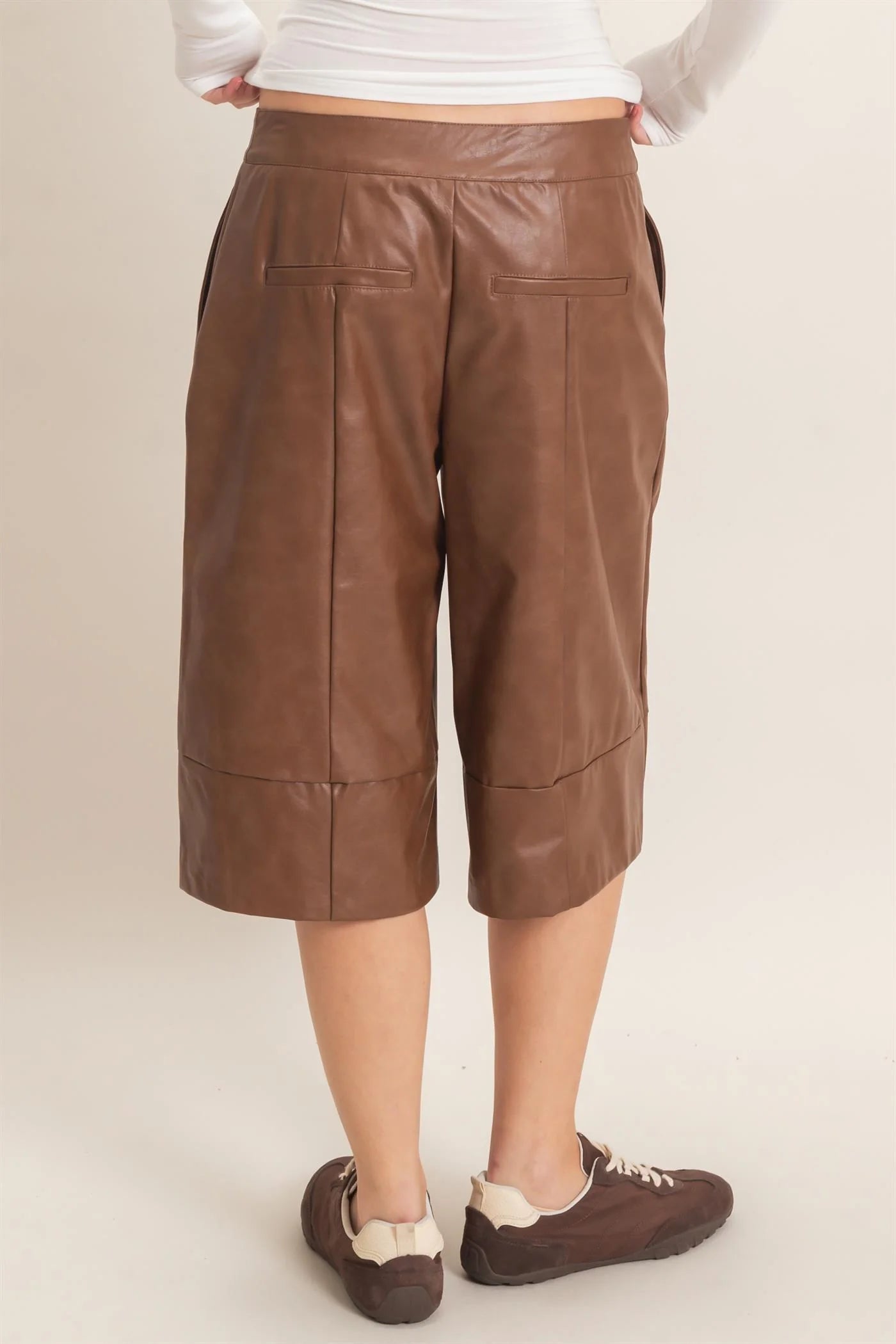 FAUX LEATHER BERMUDA SHORTS