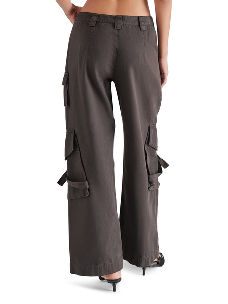 STEVE MADDEN CARGO PANTS WITH FRONT ZIPPER DETAIL