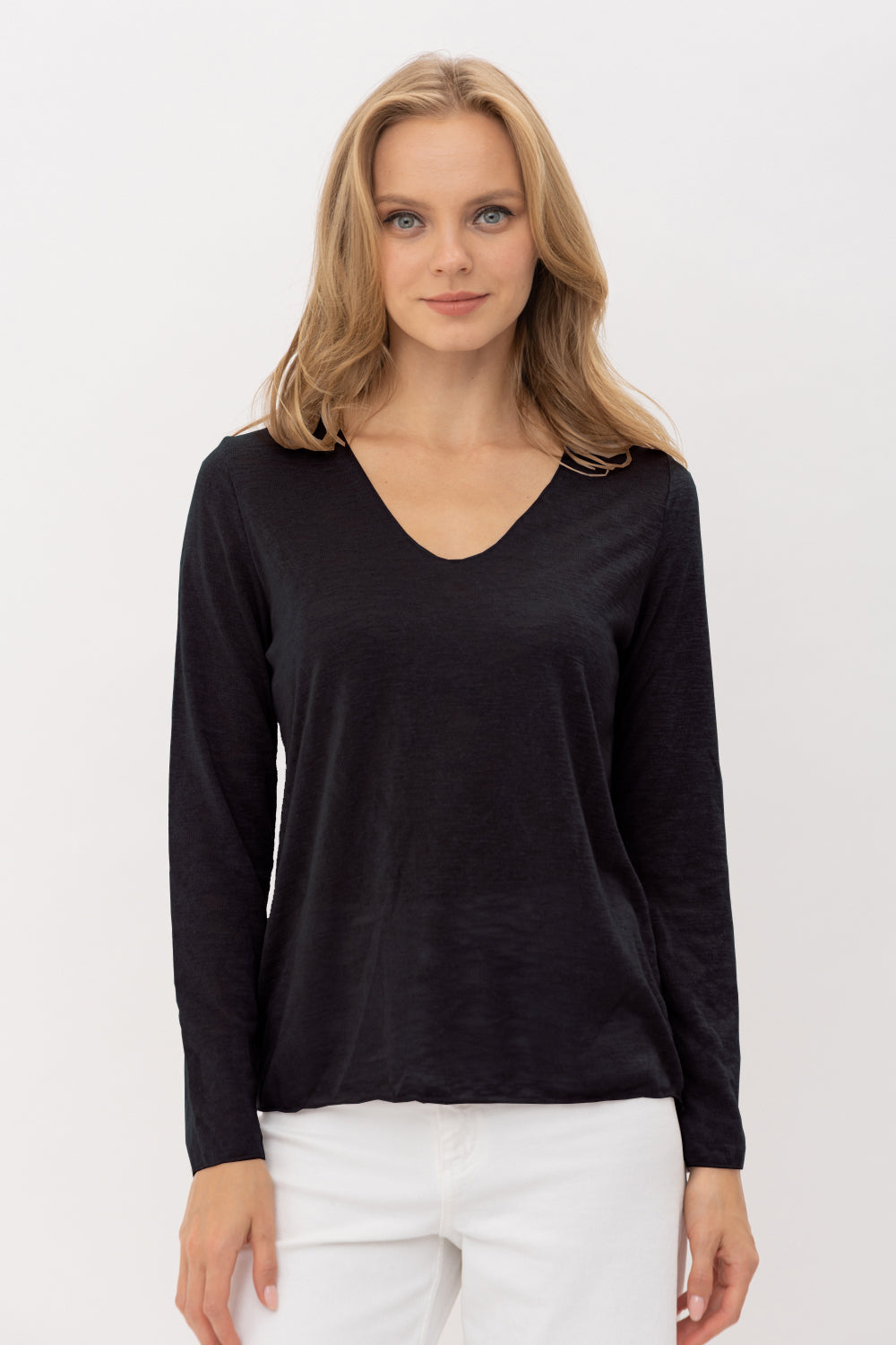 SLUB V-NECK TOP