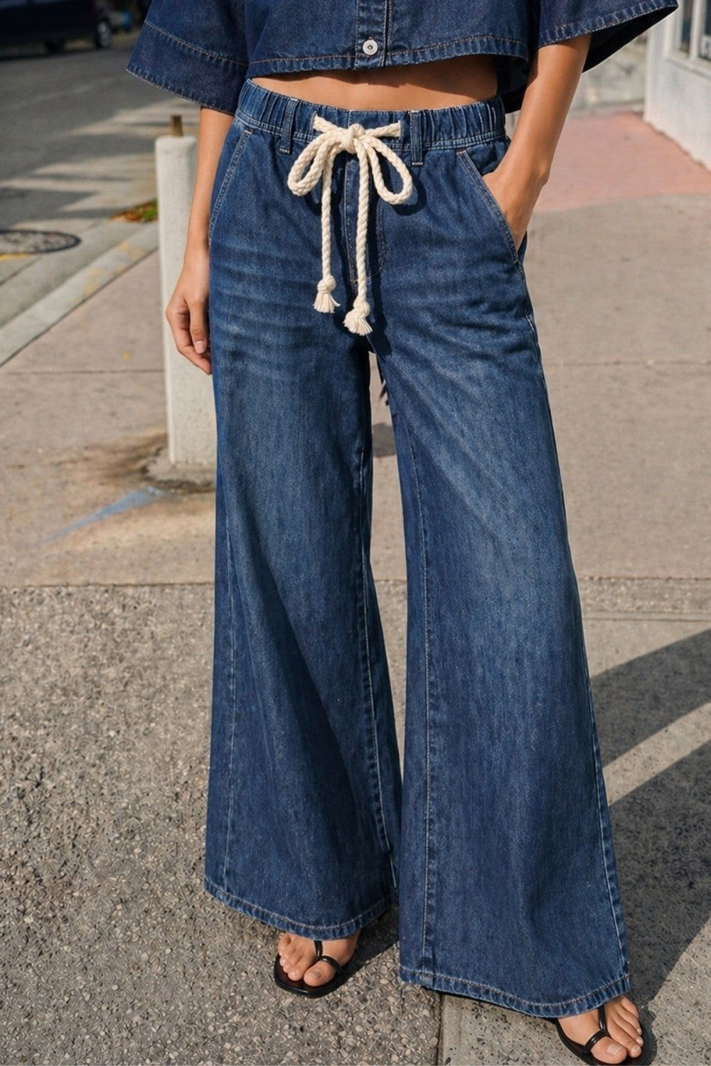 DRAWSTRING WIDE DENIM PANTS