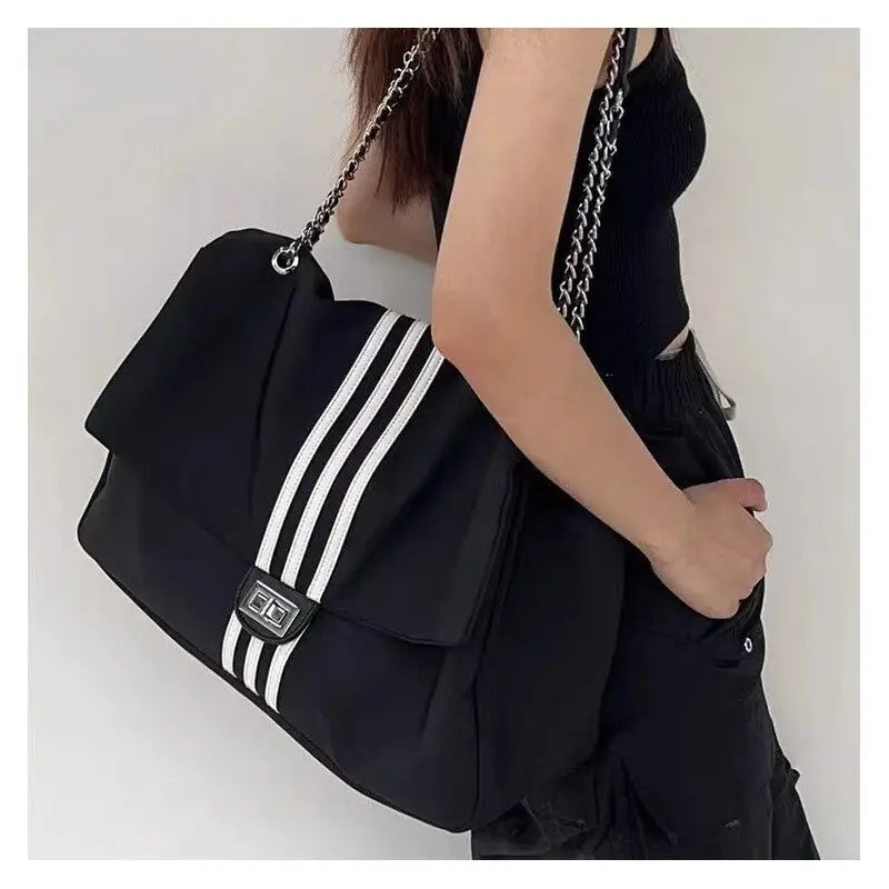 LARGE NYLON CAPACITY CHAIN TOTE BAG