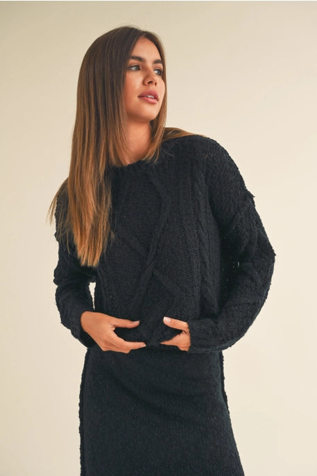 CABLE KNIT SWEATER TOP