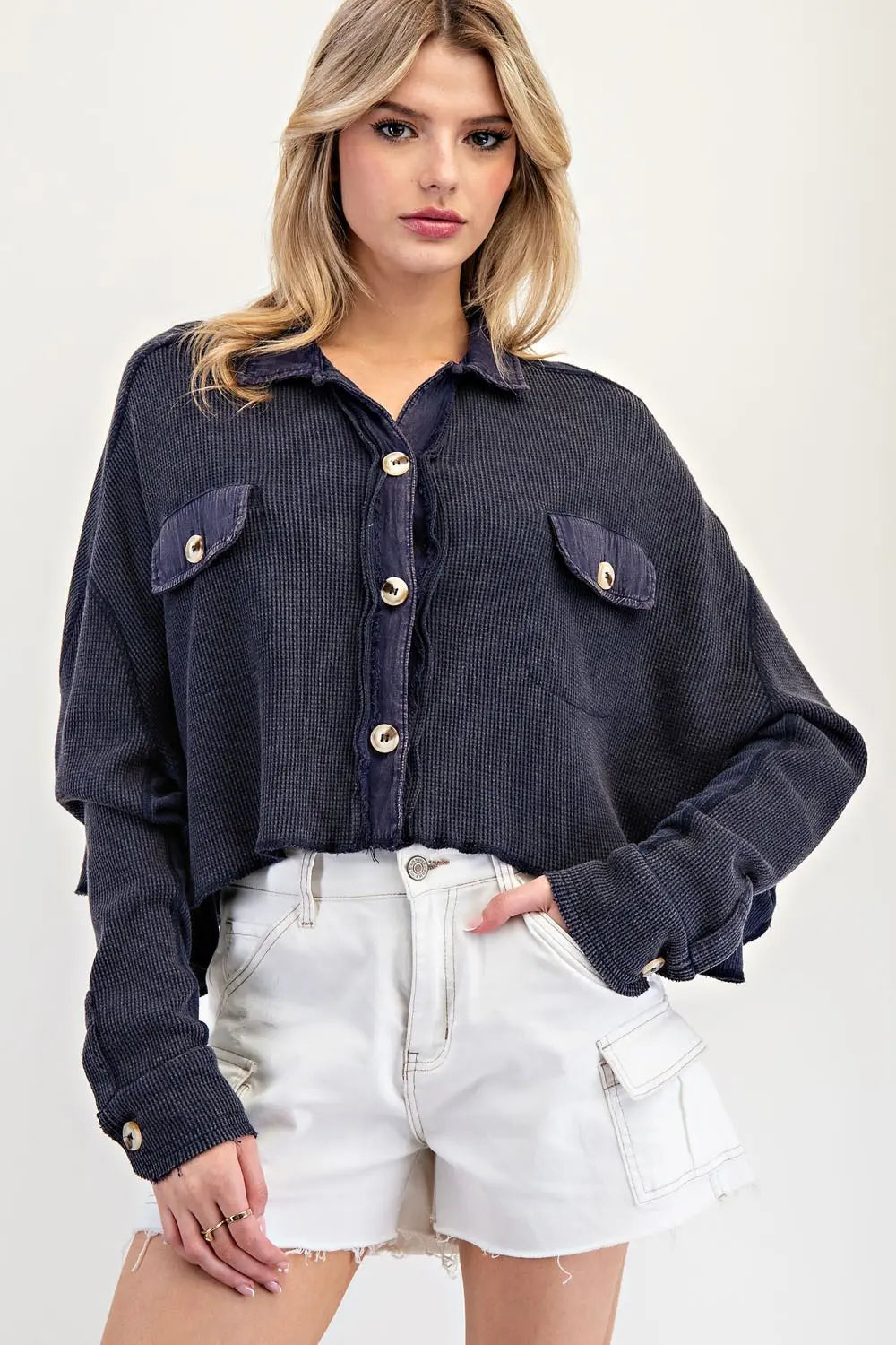 TEXTURED CROPPED LONG SLEEVE JACKET BUTTON DOWN