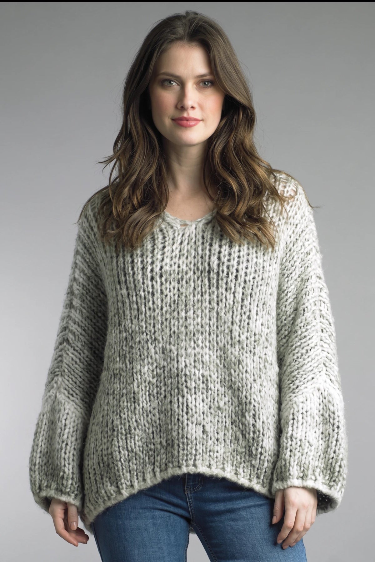 HIGH LOW OVERSIZED KNIT SWEATER