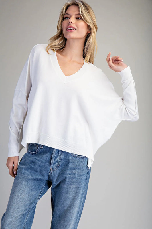 LONG SLEEVE V NECK KNIT TOP
