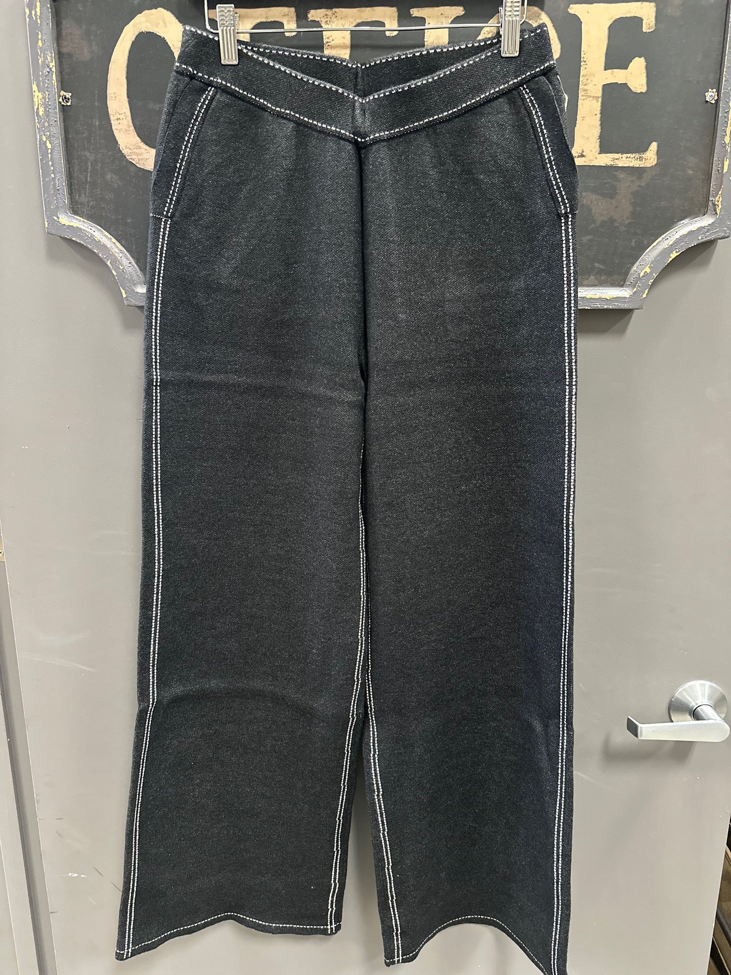 BLACK W/ IVORY STITCHING FLARE PANT