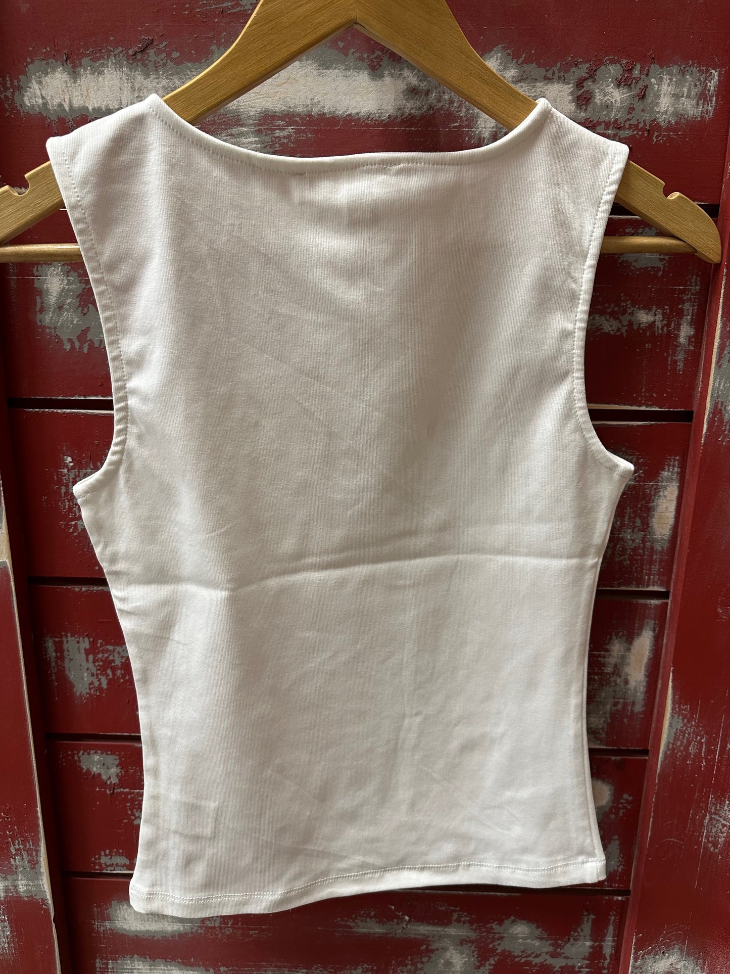 SLEEVELESS  HAWAIIAN GRAPHIC TANK TOP