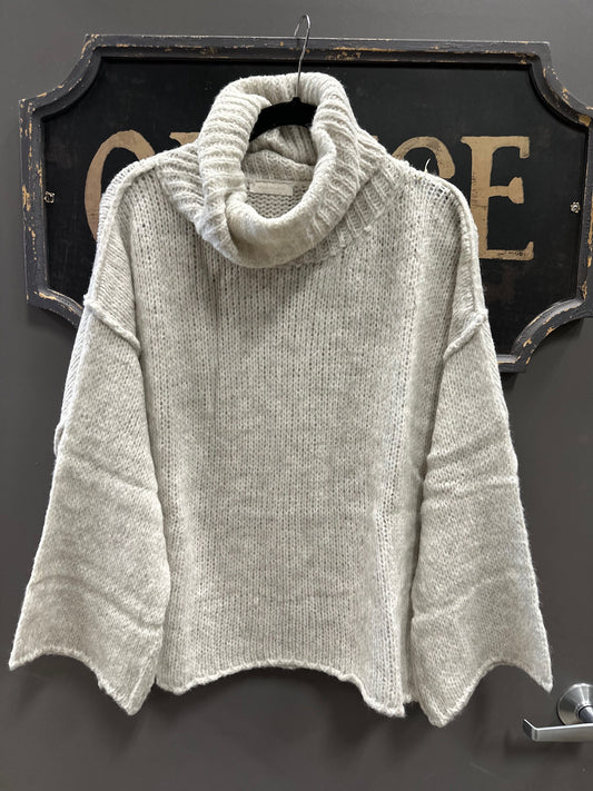 CHUNKY OVERSIZED COWL NECK SWEATER