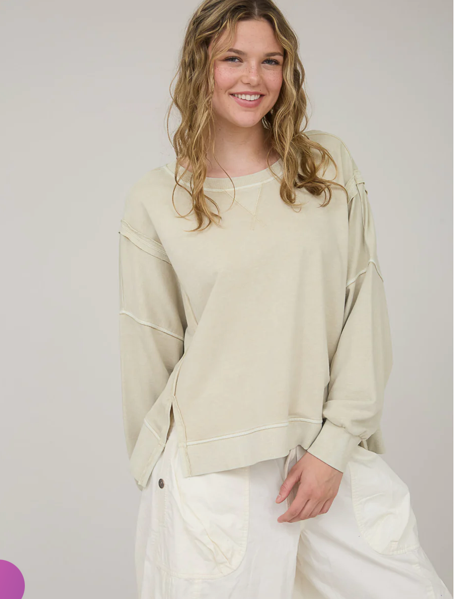 WASHED EXTENDED SHOULDER KNIT TOP