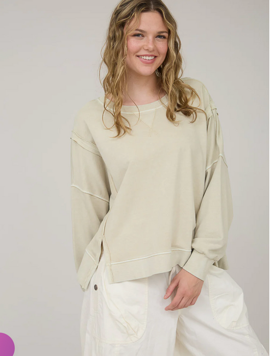 WASHED EXTENDED SHOULDER KNIT TOP