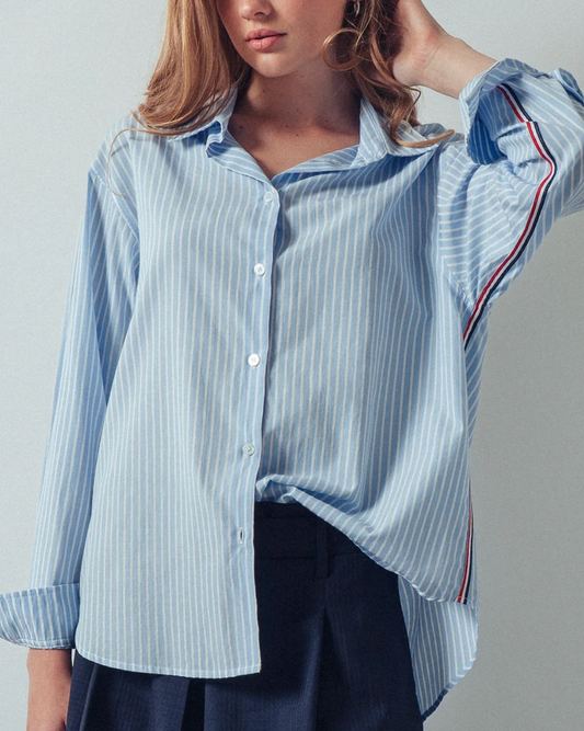 SUBTLE SIDE STRIPE DETAIL BUTTON DOWN BLOUSE