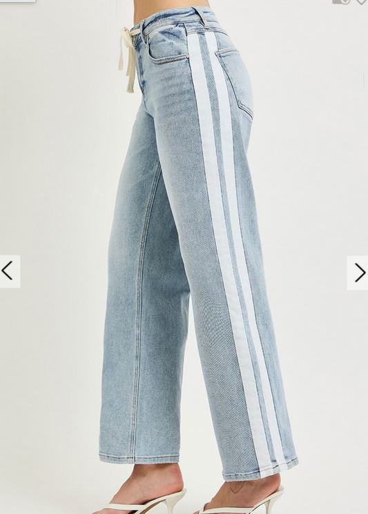 RISEN SLOUCHY JEANS WITH WAISTBAND DRAWSTRING AND SIDE CONTRAST
