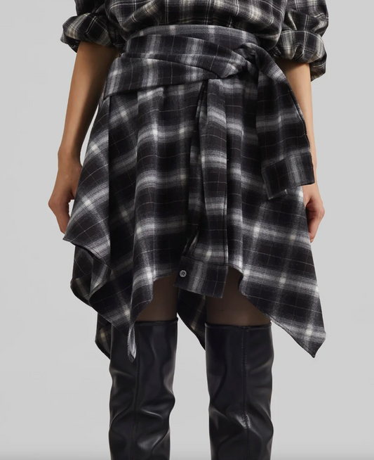 ASYMETRICAL PLAID SKIRT WITH A FRONT TIE SLEEVE