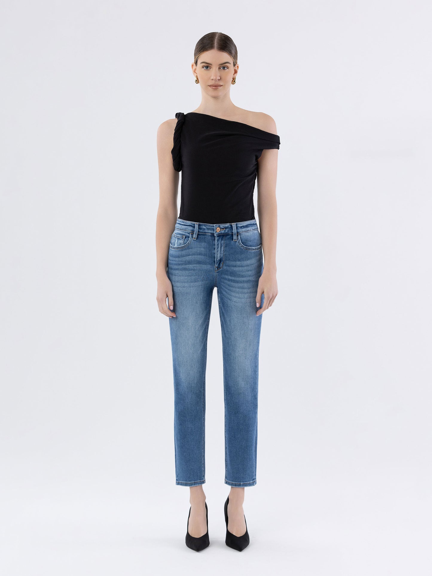 HISE RISE SLIM STRAIGHT DENIM JEAN