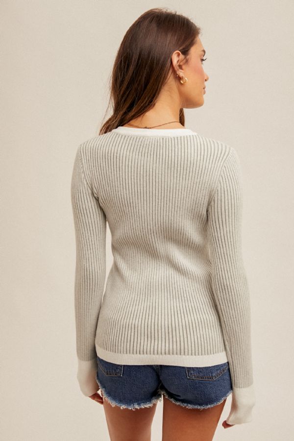 TWO TONE KNIT HENLEY TOP