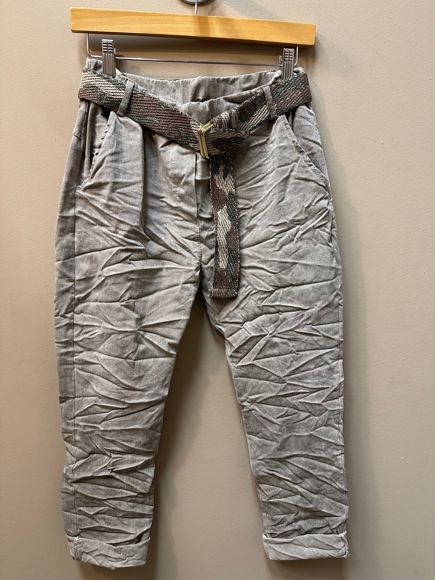 PULL ON CRINKLE PANT W/ BELT