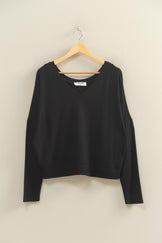 V NECK LONG SLEEVE KNIT TOP