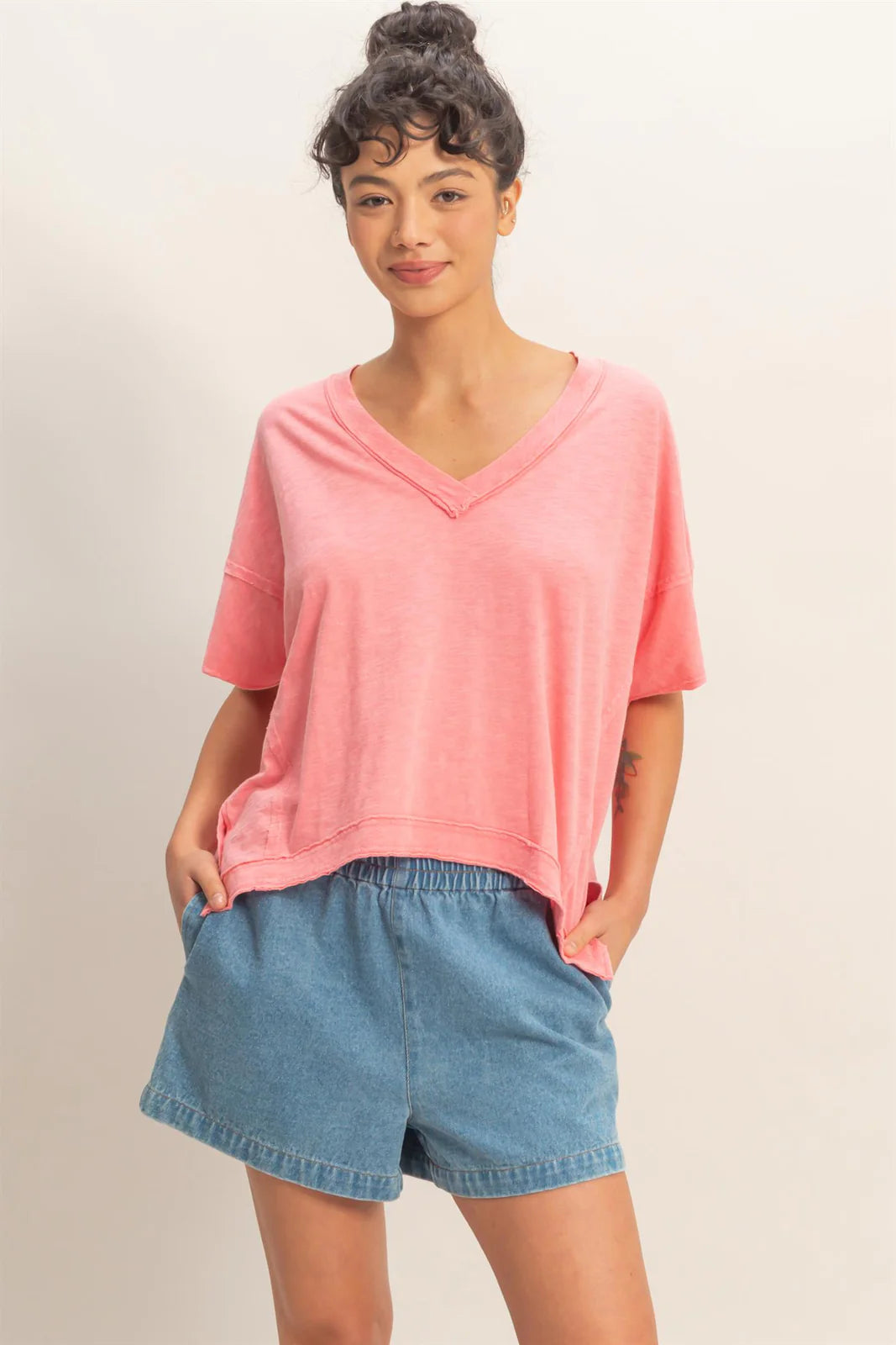 NOT YOUR ORDINARY PLAN V-NECK SHORT SLEEVE T-SHIRT