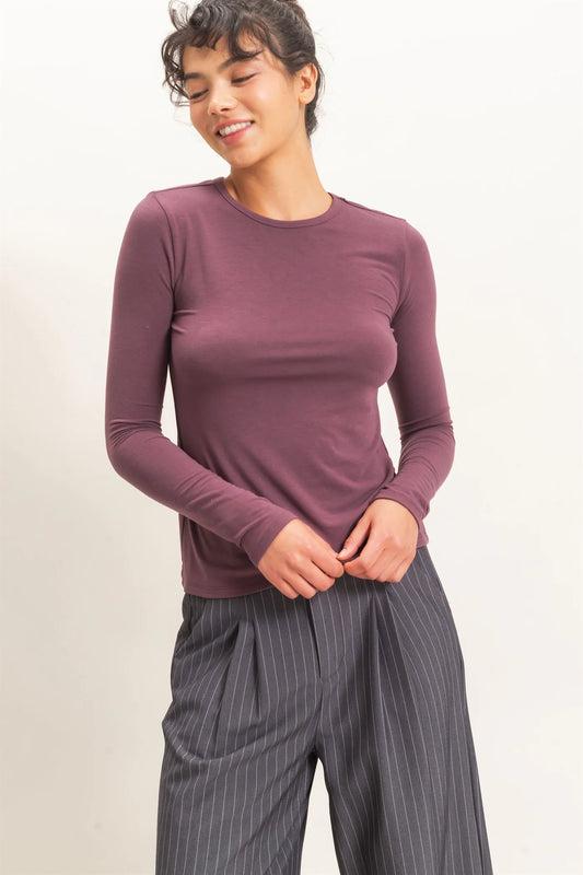 CREW NECK LONG SLEEVE TOP