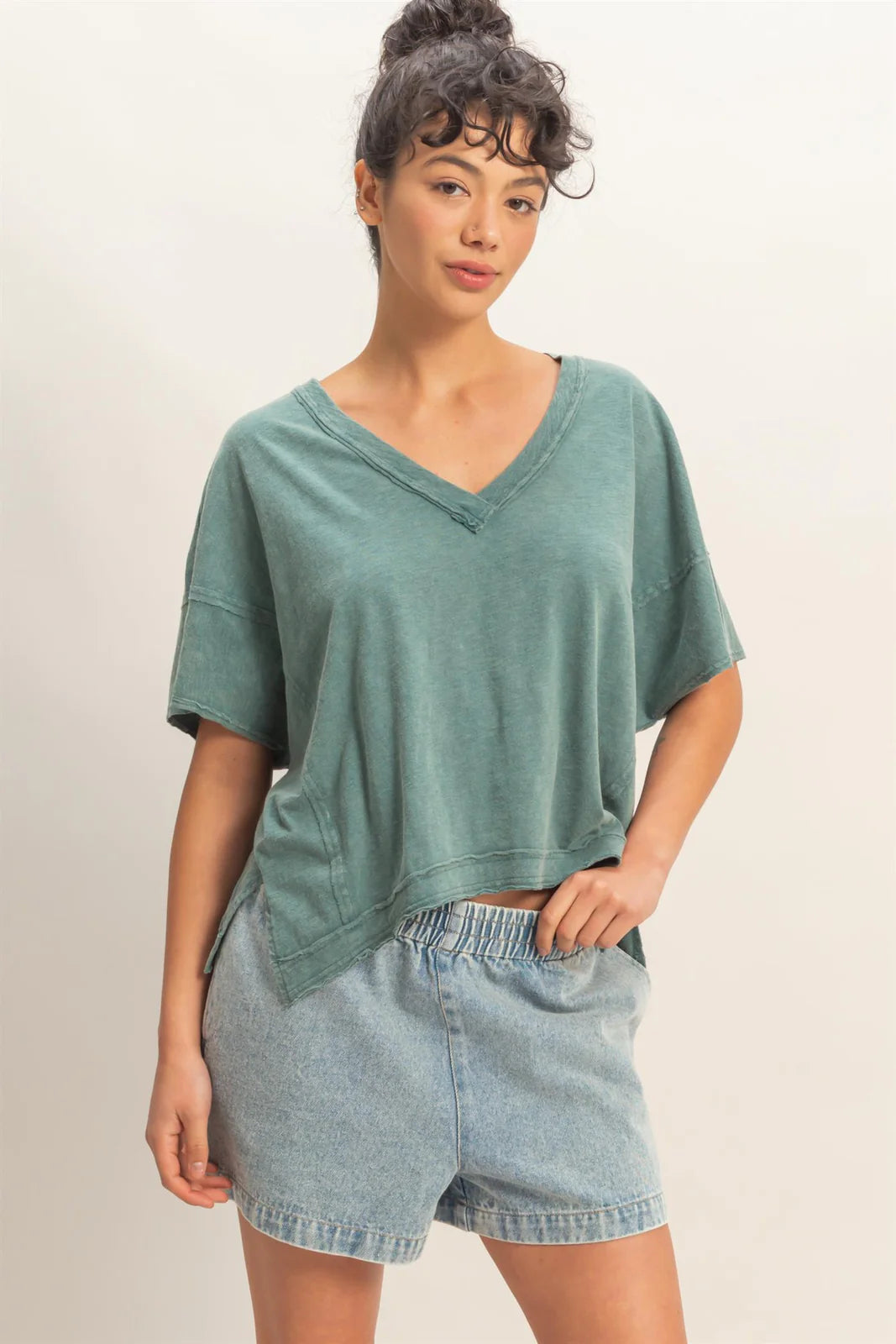 NOT YOUR ORDINARY PLAN V-NECK SHORT SLEEVE T-SHIRT