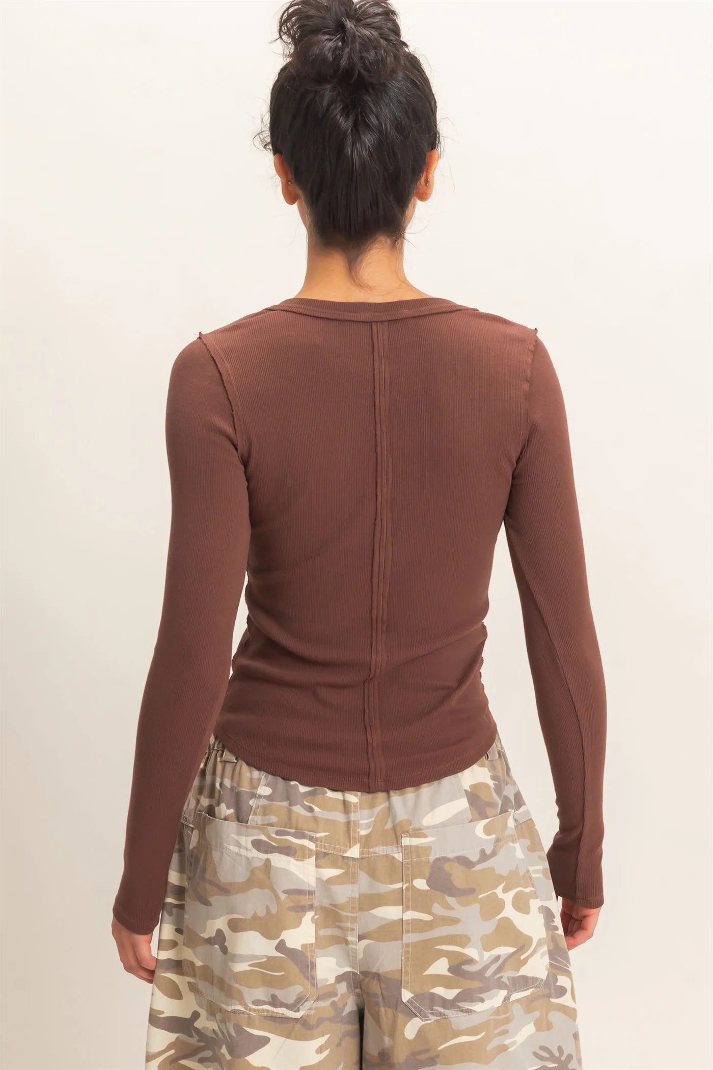 PIGMENT DYE HENLEY LONG SLEEVE TOP