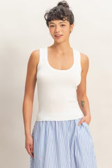 SCOOP NECK TANK TOP