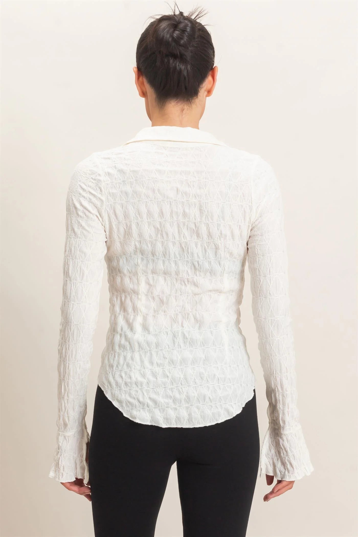 TEXTURED BUTTON-DOWN COLLARED TOP