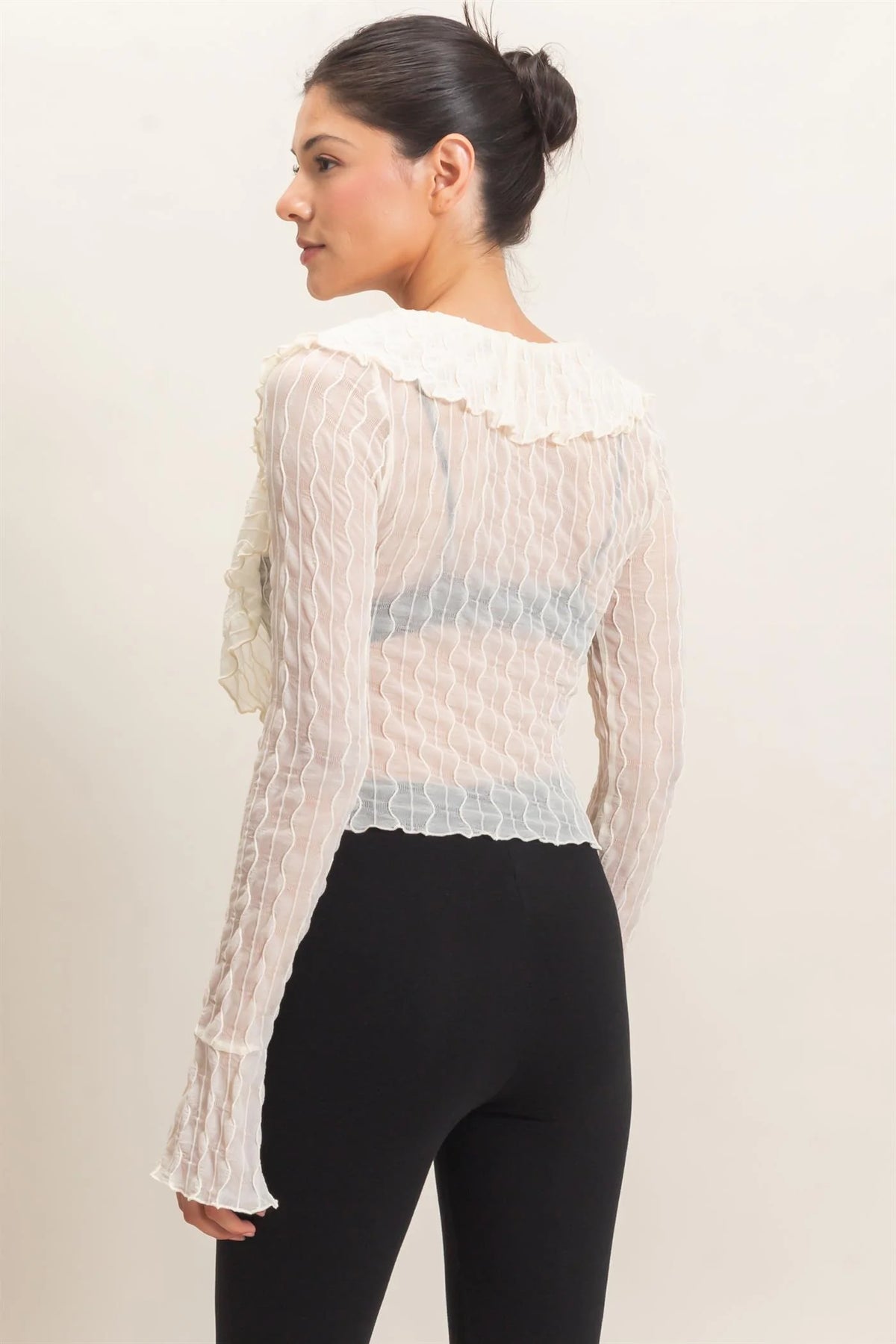 TEXTURED V-NECK TOP