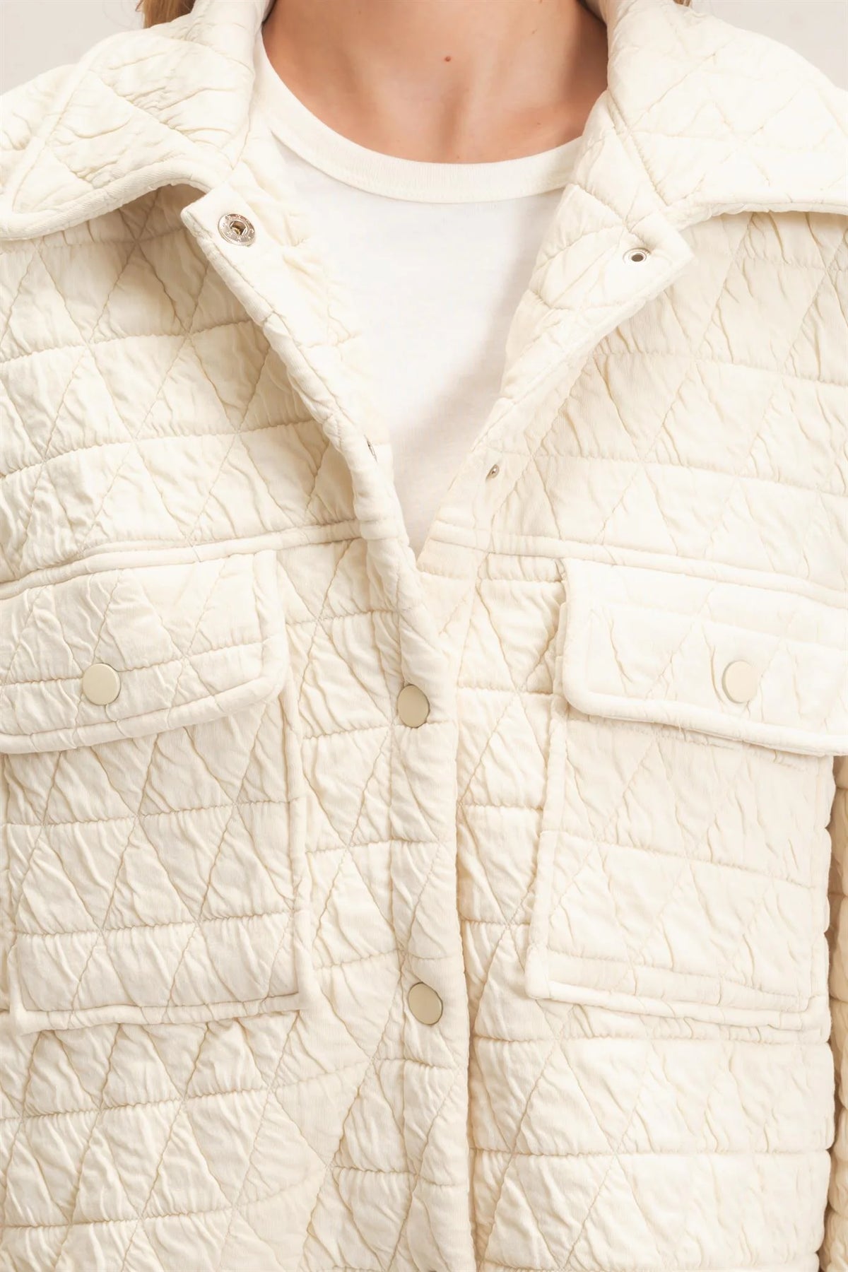 TRIANGLE QUILTED BUTTON JACKET