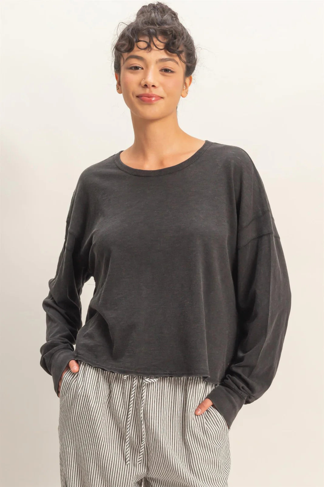CROSS DETAIL OPEN BACK LONG SLEEVE TOP