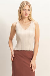 RIBBED V-NECK TANK