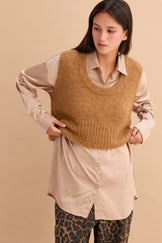 KNIT SWEATER VEST