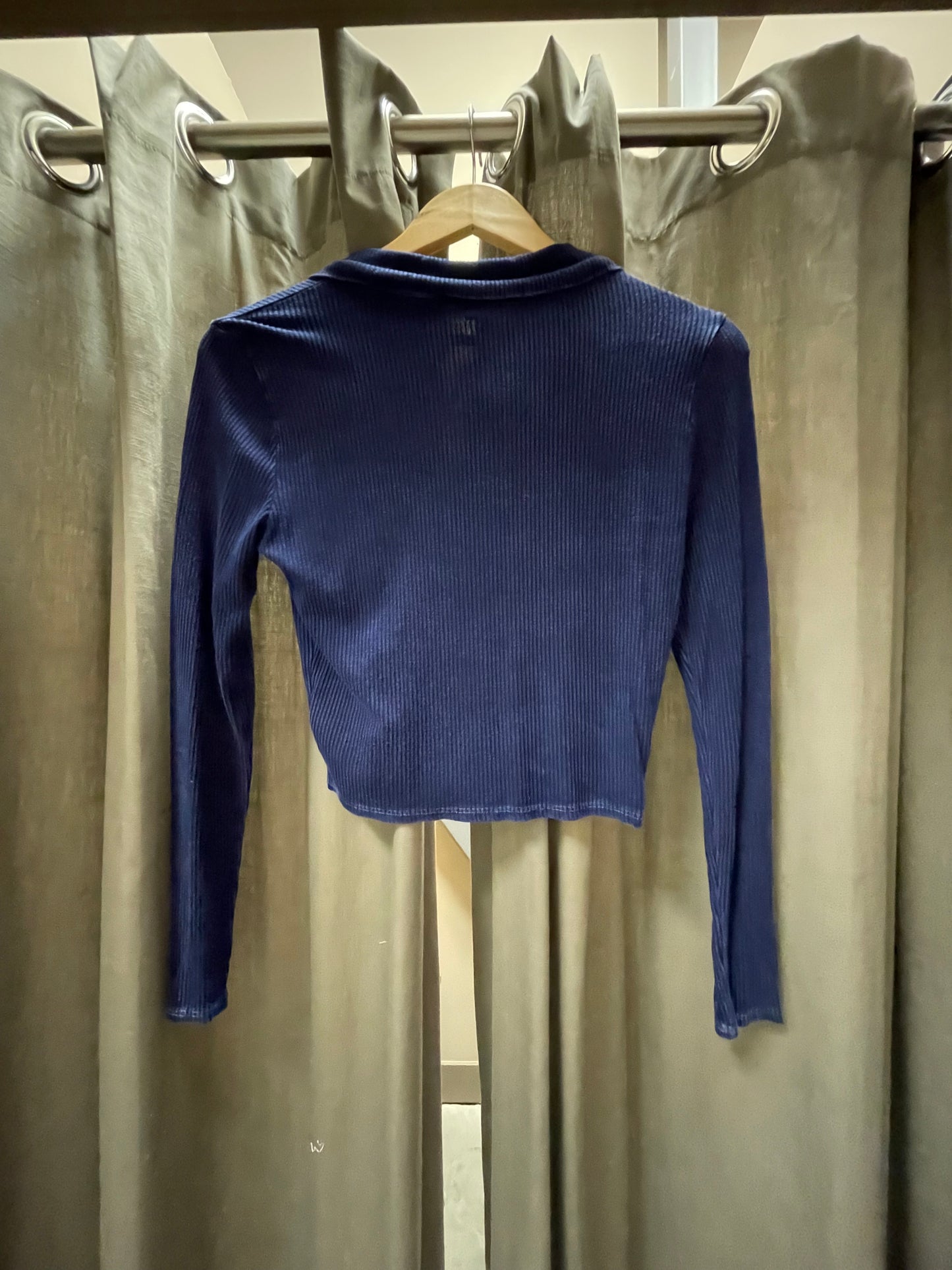 COLLARED MINERAL LONG SLEEVE TOP